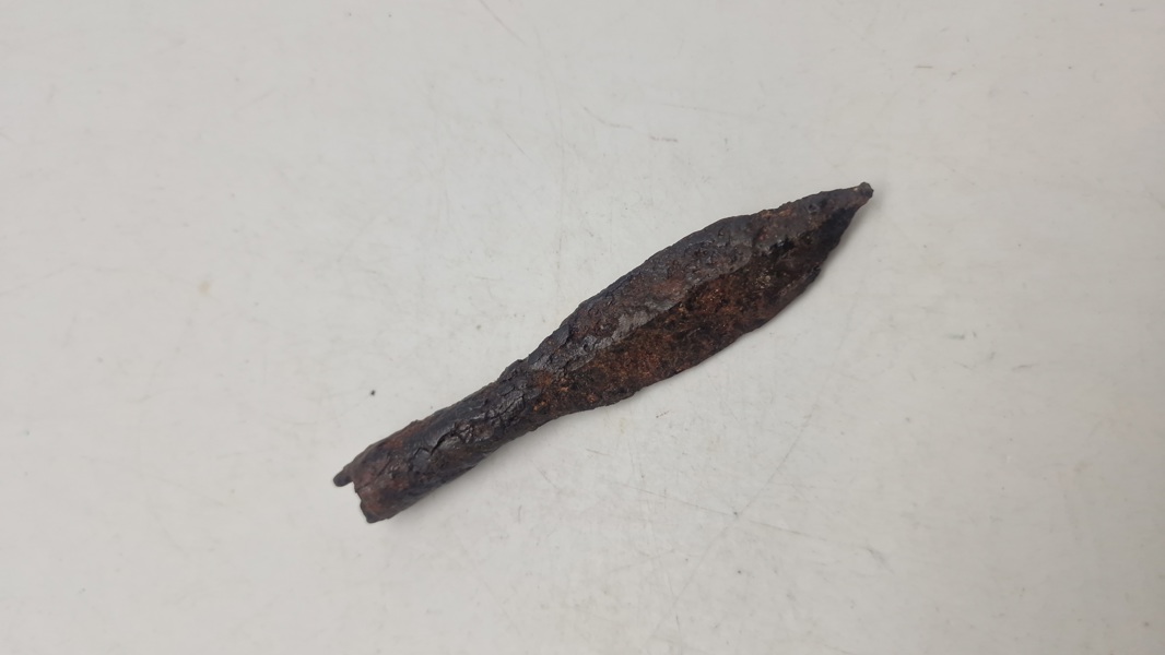 Original middelalder armbrøst pilespids