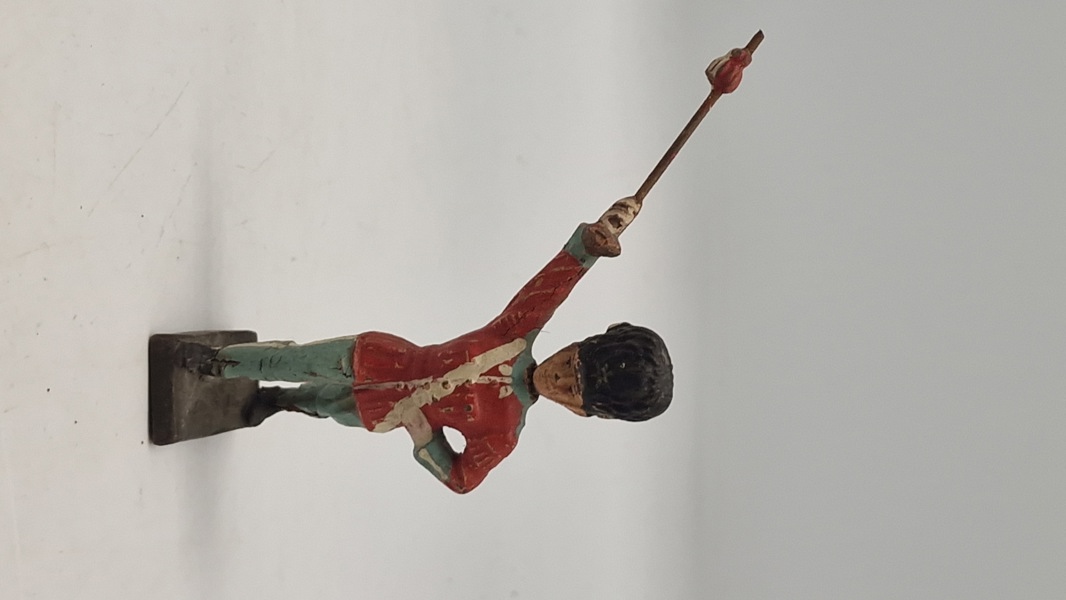 Original Linoleumsfigur, Livgarden