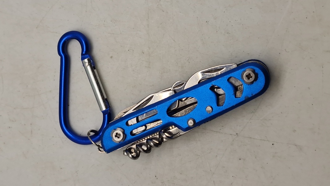 Veludførst multitool