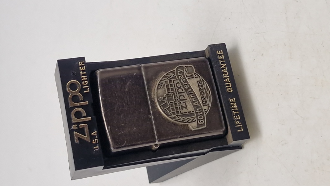 Original Zippo lighter med æske