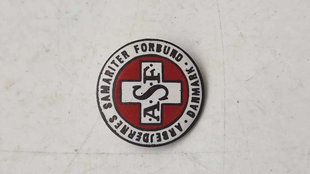 Original pin fra Arbejdernes Samarit Forbund