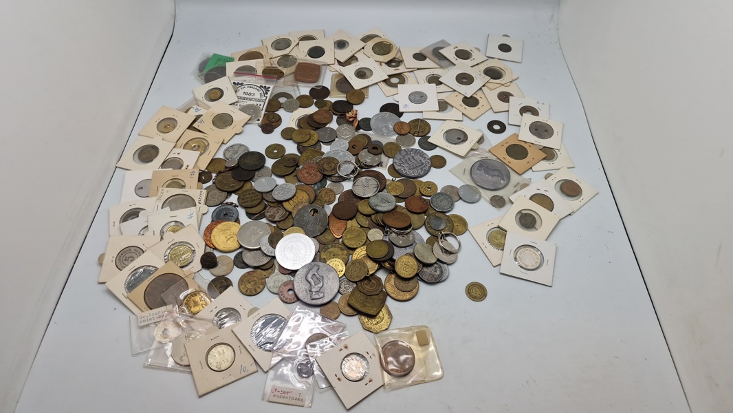 Stort lot mønter og Tokens 