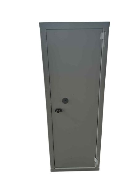 Våbenskab til 10 våben - skal afhentes i Vordingborg, eller leveres personligt efter aftale 