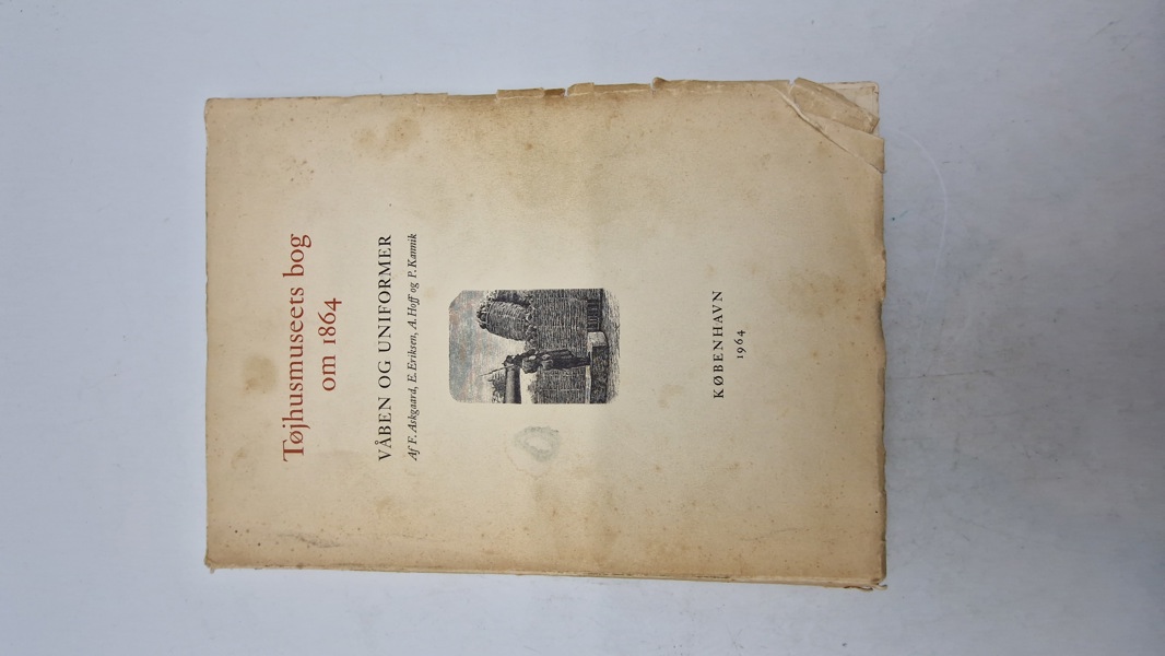Tøjhusmuseets bog om 1864
Våben & uniformer 