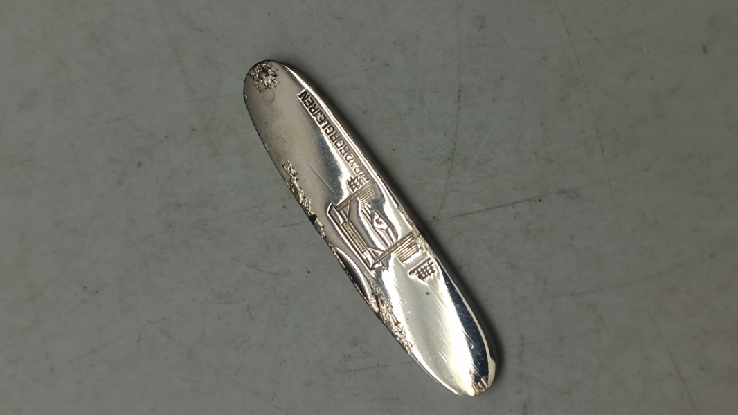 Original foldekniv med motiv fra Padborg lejren