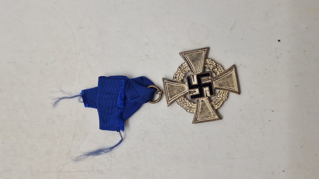 Original Treudienst-Ehrenzeichen für Beamte Angestellte und Arbeiter im öffentlichen Dienst