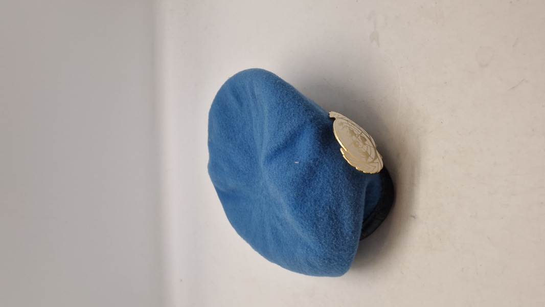 Original blå UN baret 