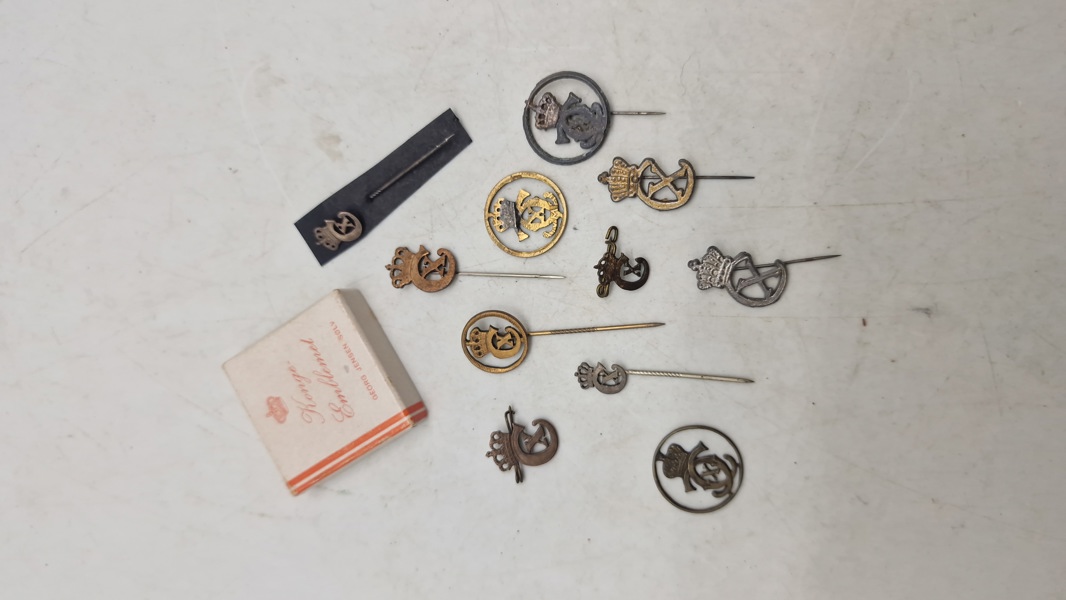 Samling originale Kong Christian X pins 
