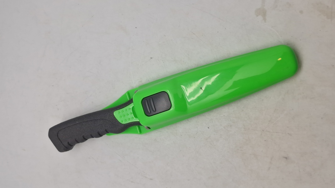 Dykkerkniv med skede 