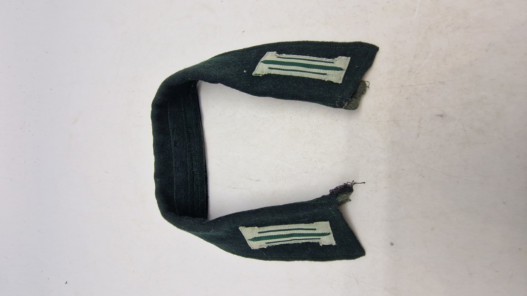 Original tysk uniforms del, skåret af ifbm krigsfangeskab