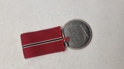 Original Medaille „Winterschlacht im Osten 1941/42“)