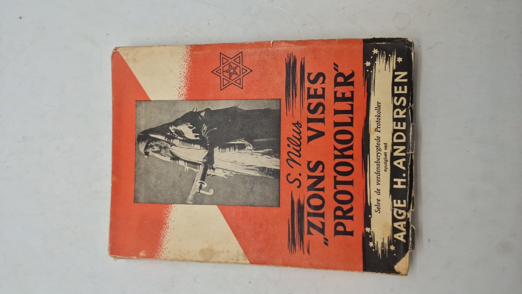 Originalt D.N.S.A.P hæfte