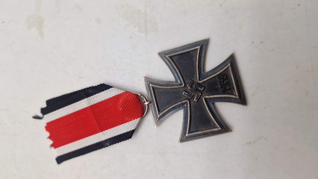 Originalt tysk Eisernes kreuz 2.kl, Hersteller 25 - Arbeitsgemeinschaft der Graveur-, Gold- und Silberschmiedeinnungen