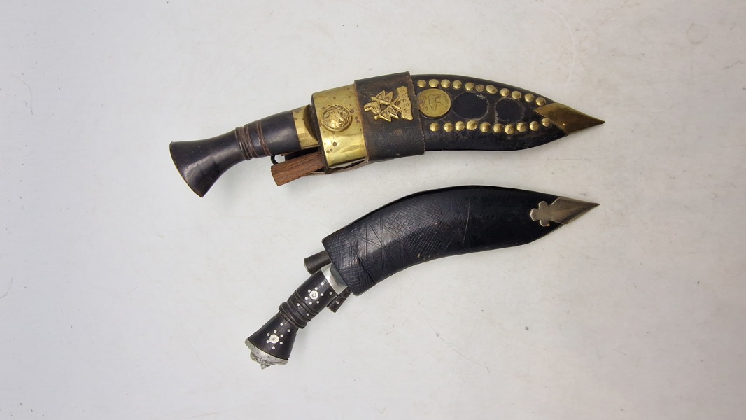 To stk kukri blankvåben 