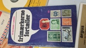 Samling frimærke og mønt hæfter 