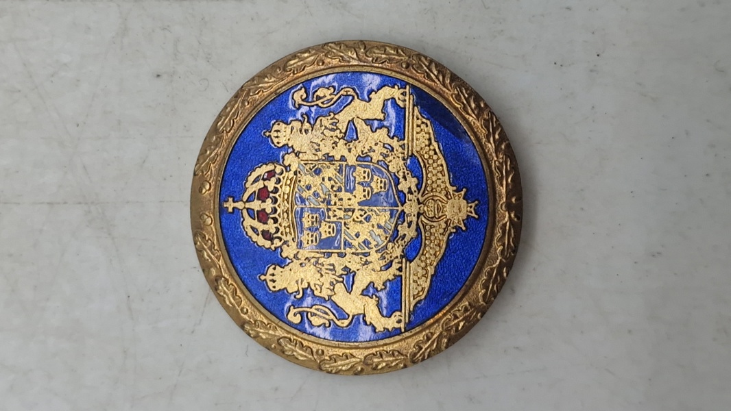 Original pin med det svenske og Finske rigsvåben fra Soldater foreningen Vinterkrigen  