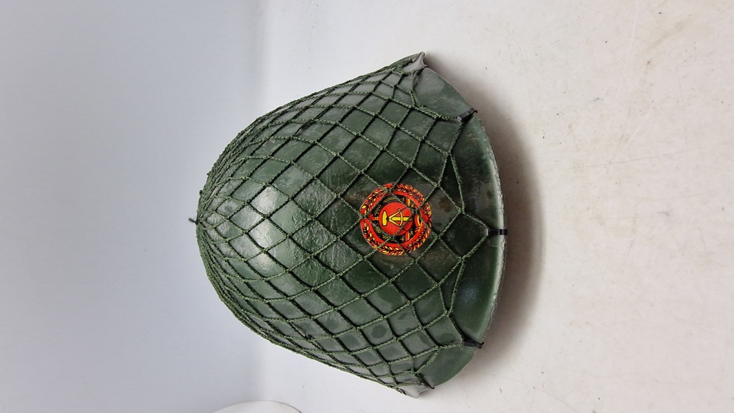 Original DDR M/56 hjelm
