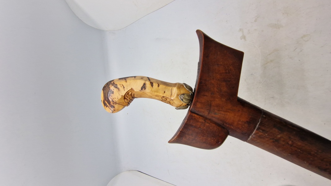 Veludført original indonesisk Kris