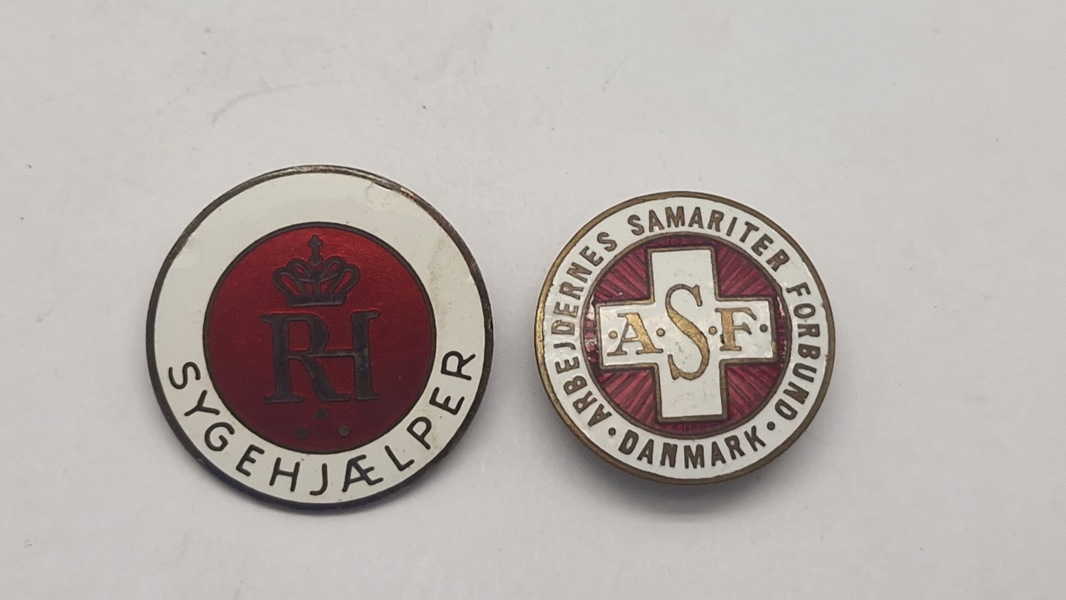 Sygehjælper nål fra Rigshospitalet og samaritnål