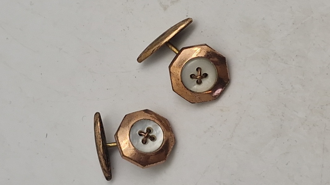 Forgyldte manchetknapper 