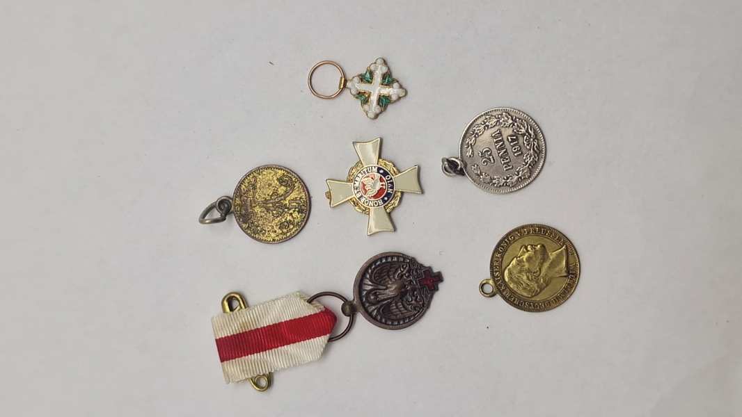 Samling originale miniature medaljer 