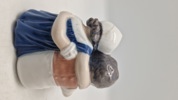 Bing & Grøndahl (B&G) porcelænsfigur kaldet "Læsende børn"