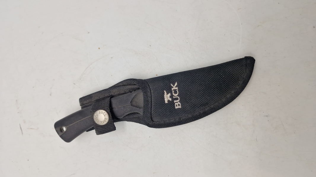 Veludført Buck jagtkniv 