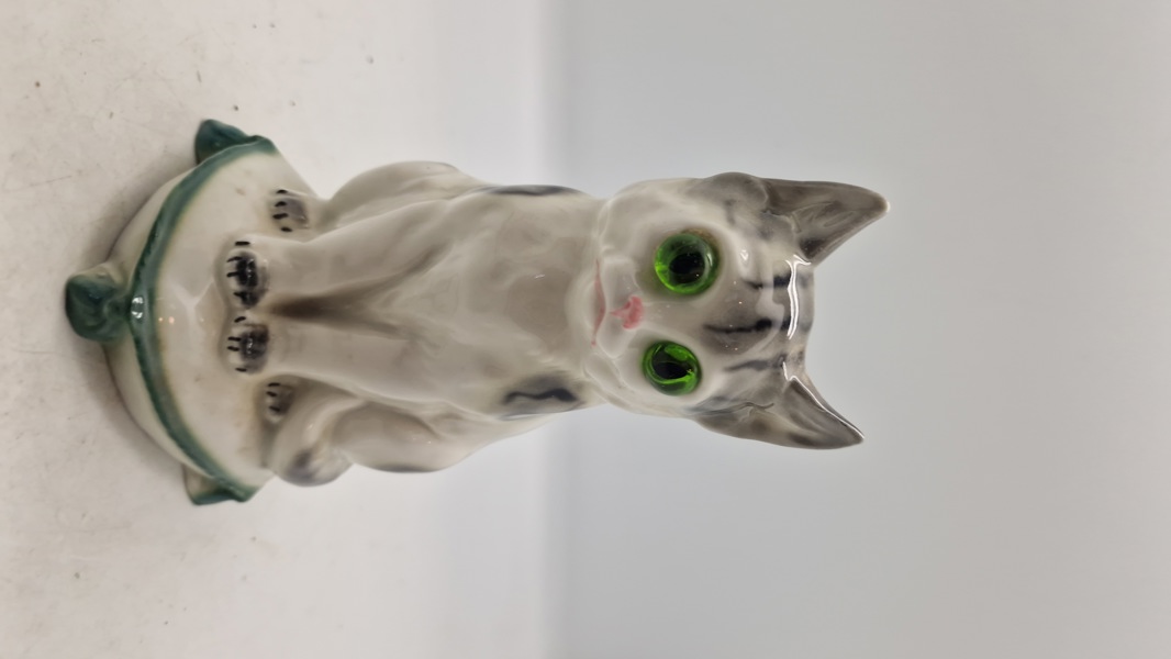 Porcelæns kat (Ozon lampe)