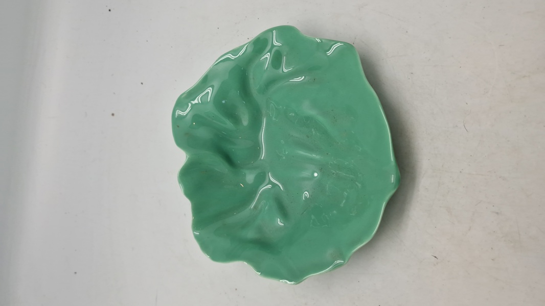 Royal Copenhagen Natura skål i en grøn farve