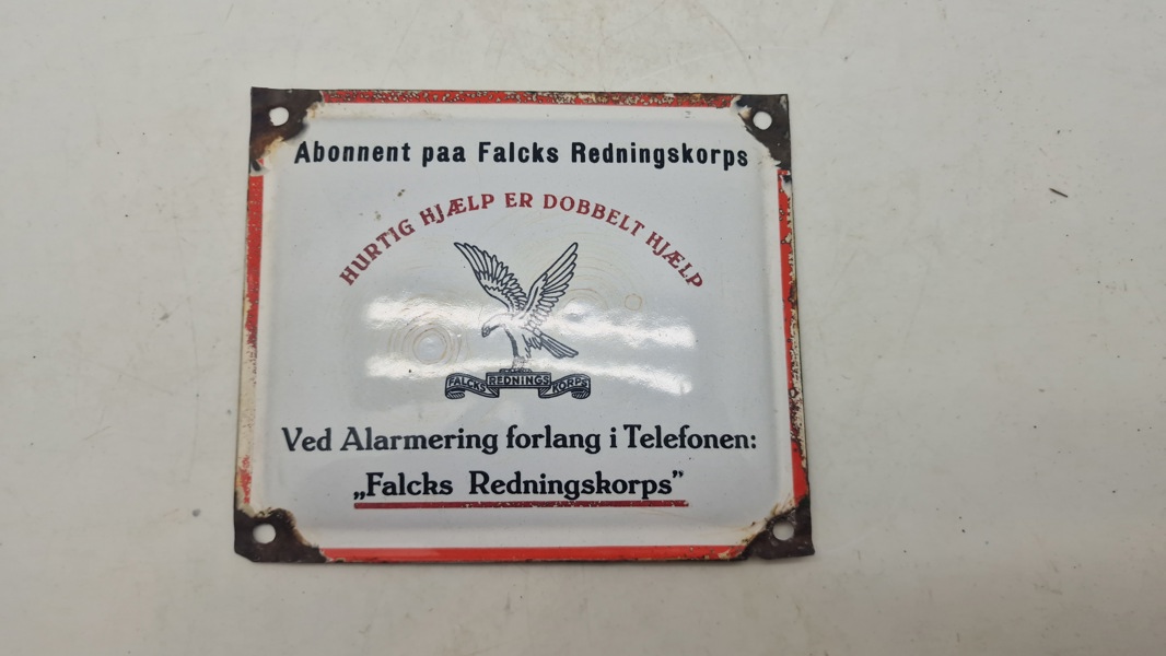 Emaljeskilt fra Falck. Originalt
