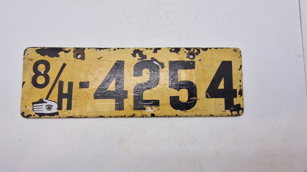 Emaljenummerplade, genbrugt af Modstandsbevægelsen Original