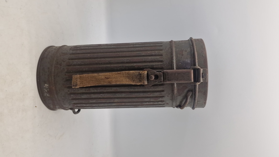 Tysk M/38 gasmaske beholder. Original
