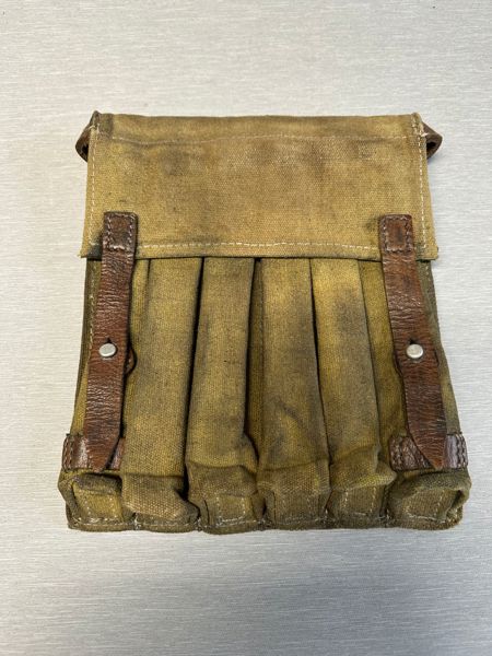 MP38/40 6 magazine pouch  / paratroopers southern front, postwar 