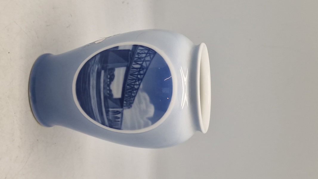 Royal Copenhagen Rundskuevase fra 1935