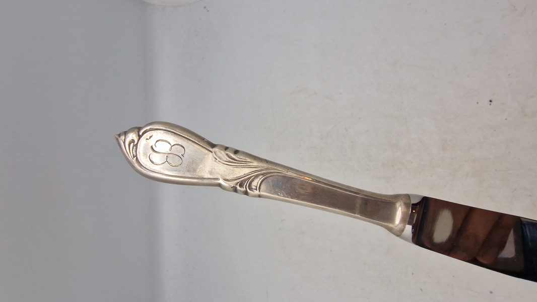 Kniv antagelig fra Eva Braun 