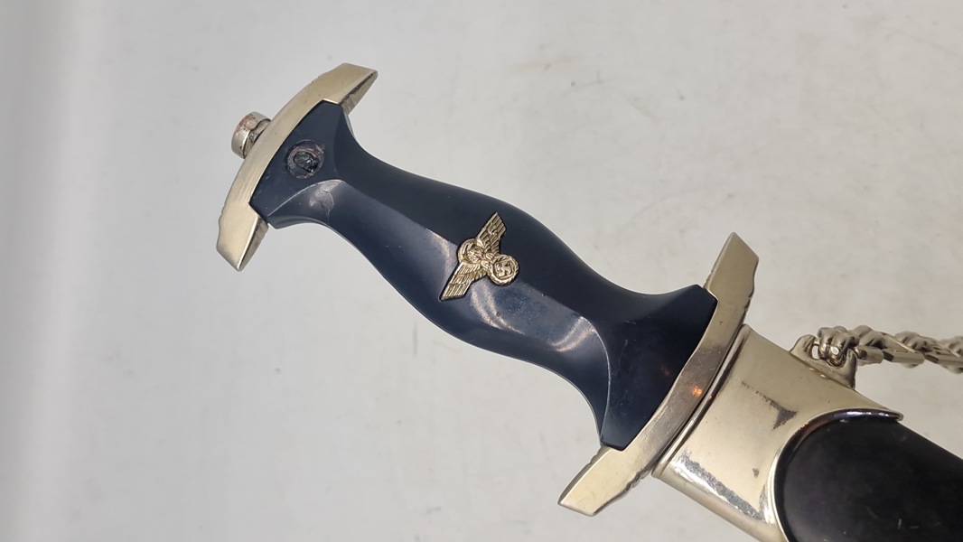 Waffen-SS dolk. Efterkrigs 