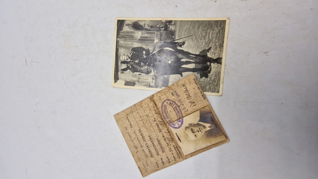 Dansk ww2 lot med bl.a. id kort