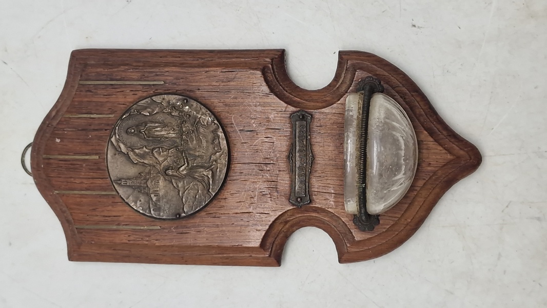 Religiøs  vievandskumme