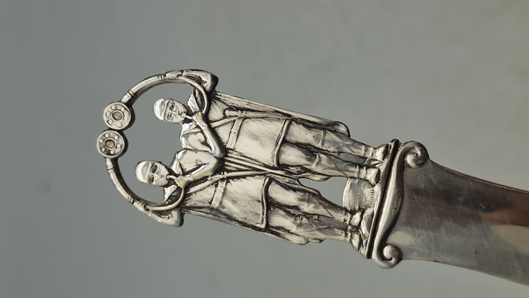 Dansk brevåbner, ofte givet til D.N.S.A.P medlemmer i gave 