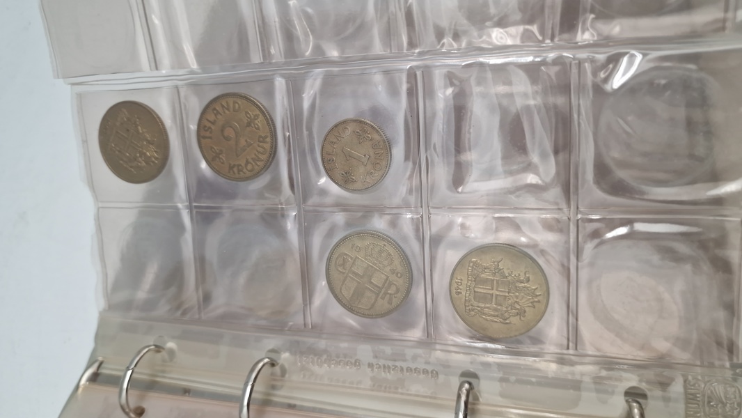 Møntalbum med Islandske mønter 