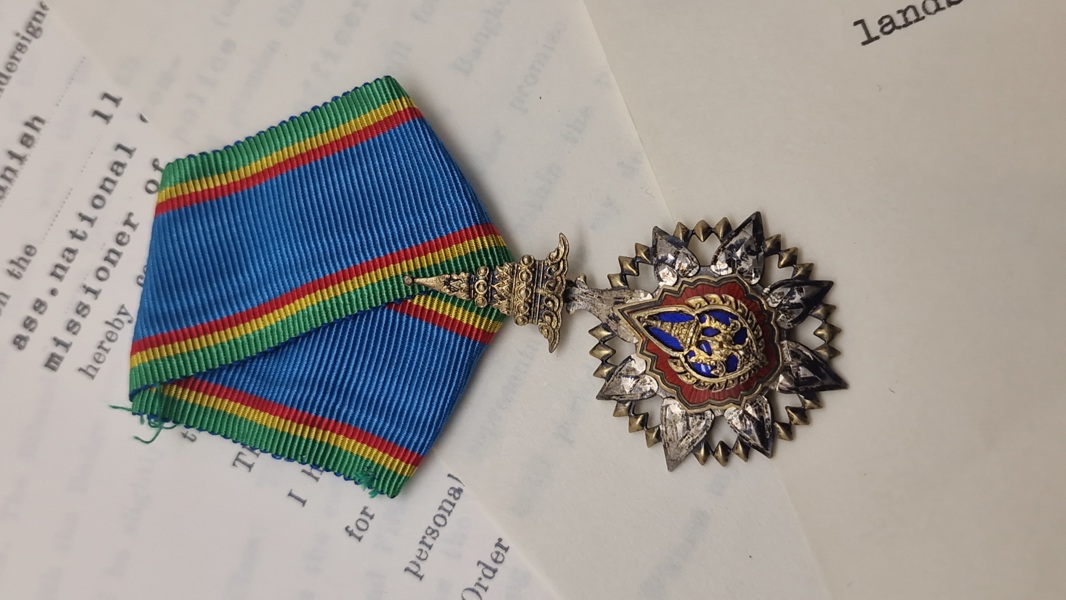 Thailandsk Kroneorden tildelt Fritz Carl Vilhelm von Magius (1903–1969)_29737b_8de72d2371933d3_lg.jpeg