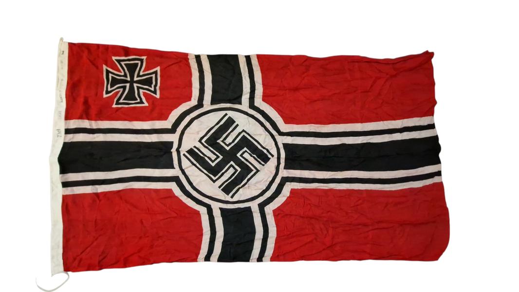 Tysk Kriegsmarine flag. super postwar???_29749a_8de72d405a83681_lg.jpeg