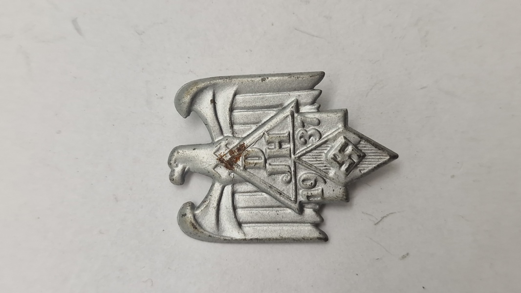 Deutsches Jugendherbergswerk pin. Original