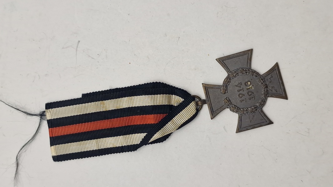 Ehrenkreuz des Weltkrieges 1914/1918). Originalt