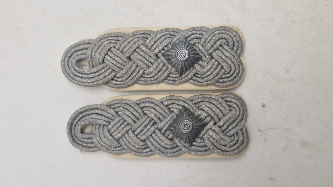 Tyske Officers skulderstropper infanteri Oberstleutnant WW2, originale