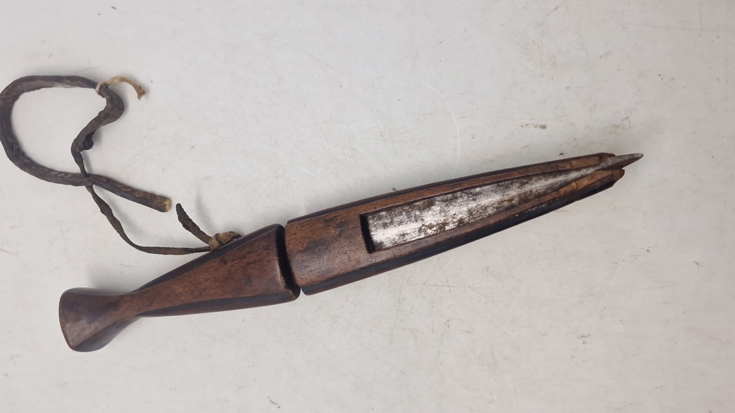 Afrikansk jagtdolk. Original