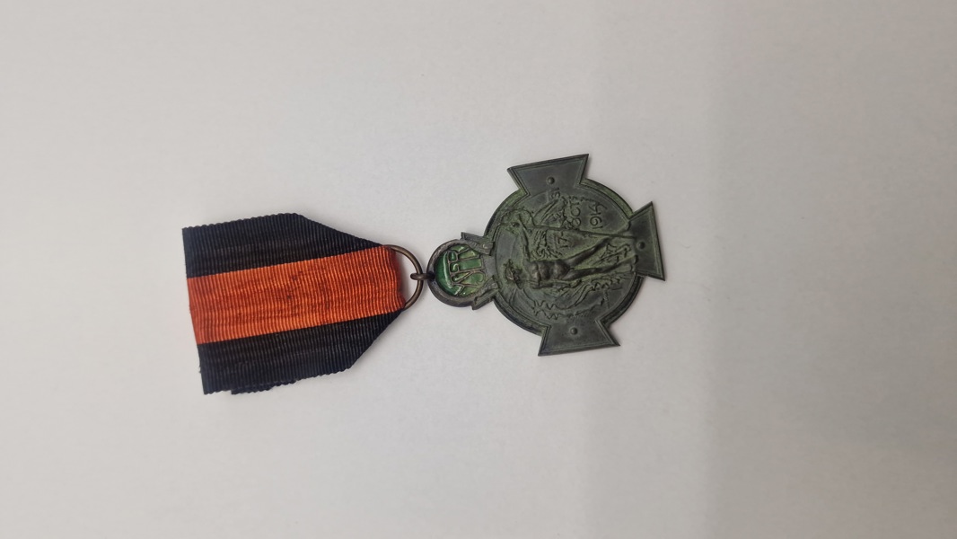 Belgisk Yser-kors (Yser-medalje) fra 1. verdenskrig, indstiftet i 1934 for at ære soldater, der kæmpede ved Yser-floden i oktober 1914. Original