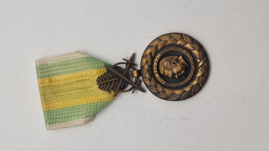 sydvietnamesisk Military Merit Medal (Hương chương Quân công). Original