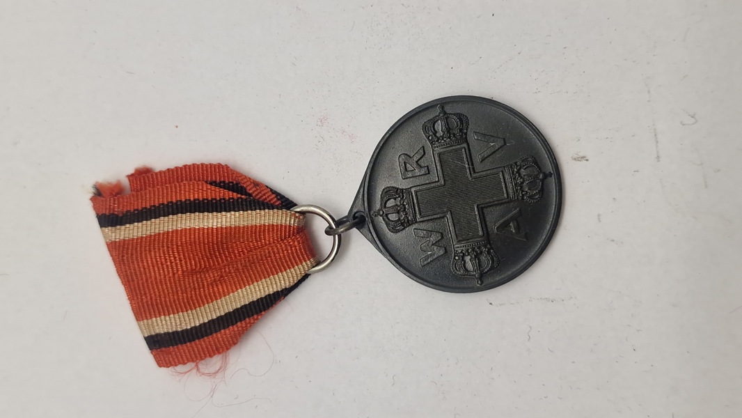 Pre-WWI Imperial German Prussian Red Cross Medal 3rd Class 1898 . Original