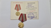 sovjetisk jubilæumsmedalje for 60-året for de væbnede styrker (Jubileinaja medal "60 let Vooruzjonnykh Sil SSSR"). Orignal 